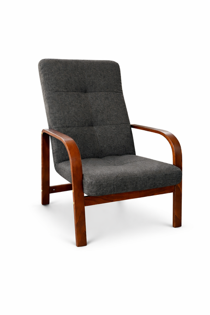 Fotel Nordic Comfort wypoczynkowy salon drewno orzech materia czarny BC